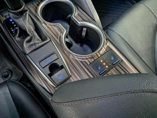 Toyota Camry VIII (XV70) с пробегом 2020 года, цена 2 695 000 рублей, 150000 км, седан, Автокод Объявления