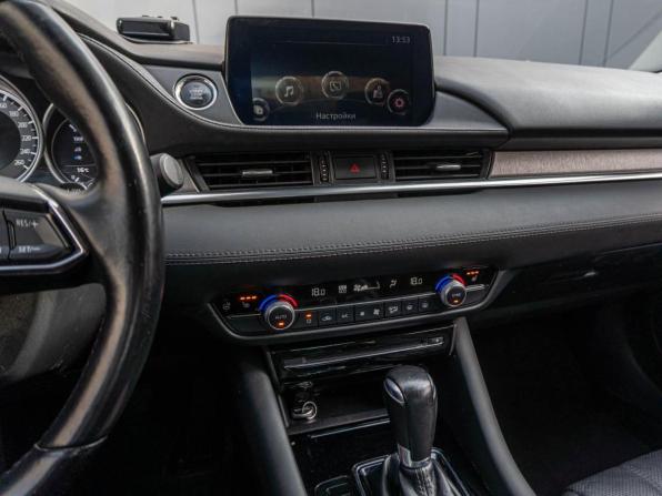 Mazda 6 III (GJ) Рестайлинг 2 с пробегом 2020 года, цена 2 649 000 рублей, 105402 км, седан, Автокод Объявления