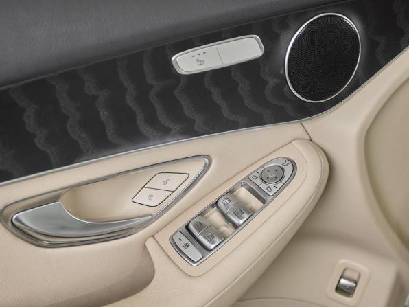 Новый Mercedes-Benz GLC I (X253) 2019 года, цена 3 650 000 рублей, внедорожник, Автокод Объявления