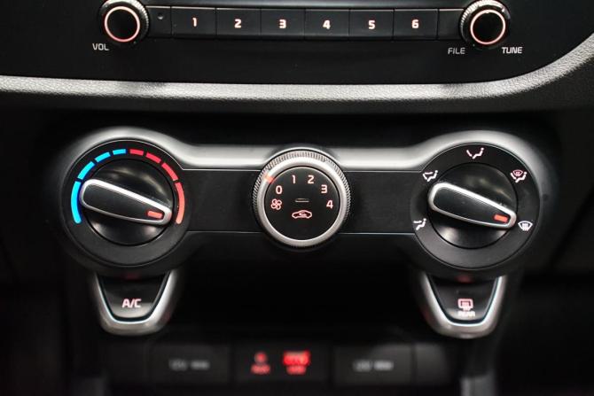 Kia Rio IV с пробегом 2020 года, цена 1 545 000 рублей, 76752 км, седан, Автокод Объявления
