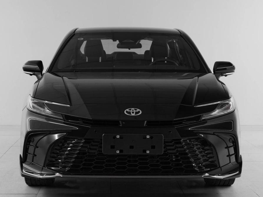 Toyota Camry IX (XV80) China Market Москва  - изображение 2