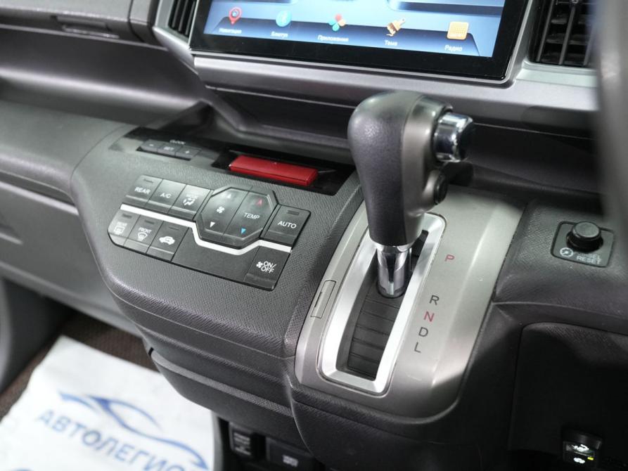 Honda Stepwgn IV Рестайлинг Новосибирск  - изображение 22