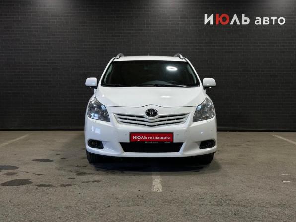 Toyota Verso I Рестайлинг с пробегом 2012 года, цена 1 440 000 рублей, 147657 км, компактвэн, Автокод Объявления