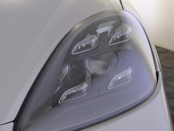 Porsche Cayenne III с пробегом 2019 года, цена 8 444 000 рублей, 63299 км, внедорожник, Автокод Объявления