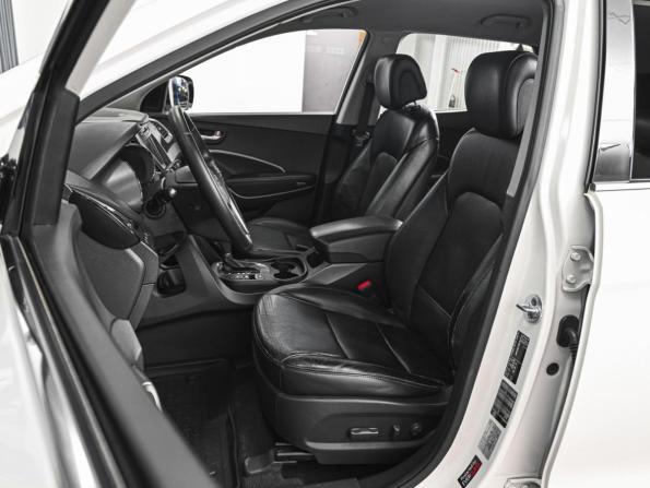 Hyundai Santa Fe III с пробегом 2012 года, цена 1 499 000 рублей, 214700 км, внедорожник, Автокод Объявления
