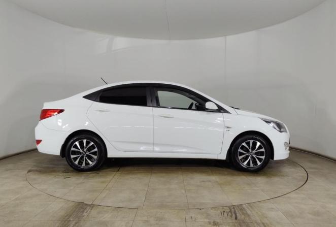 Hyundai Solaris I Рестайлинг с пробегом 2015 года, цена 1 240 000 рублей, 108332 км, седан, Автокод Объявления
