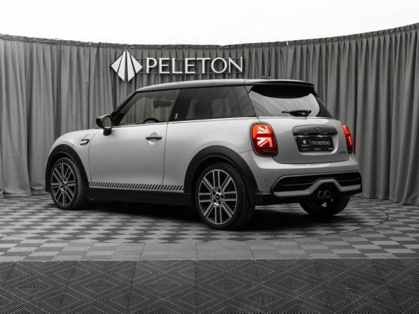 Mini Hatch III (F55/F56) Рестайлинг 2 с пробегом 2022 года, цена 3 890 000 рублей, 17160 км, хэтчбек, Автокод Объявления