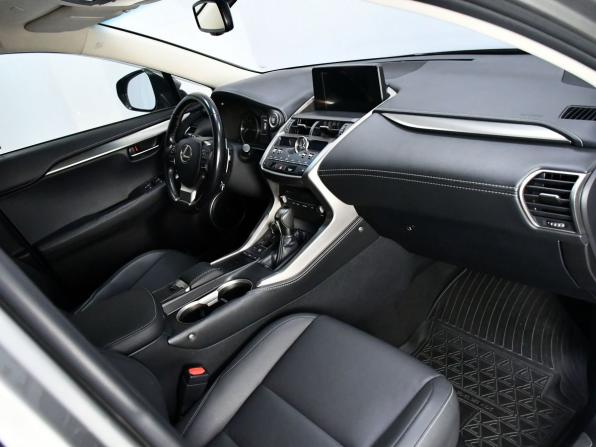 Lexus NX I Рестайлинг с пробегом 2018 года, цена 3 157 000 рублей, 100000 км, внедорожник, Автокод Объявления