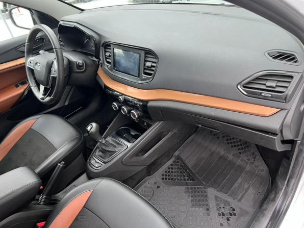 Lada (ВАЗ) Vesta I Рестайлинг (NG) с пробегом 2023 года, цена 1 290 000 рублей, 67000 км, седан, Автокод Объявления