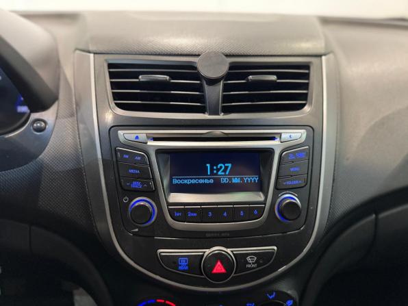 Hyundai Solaris I Рестайлинг с пробегом 2014 года, цена 670 000 рублей, 161560 км, седан, Автокод Объявления