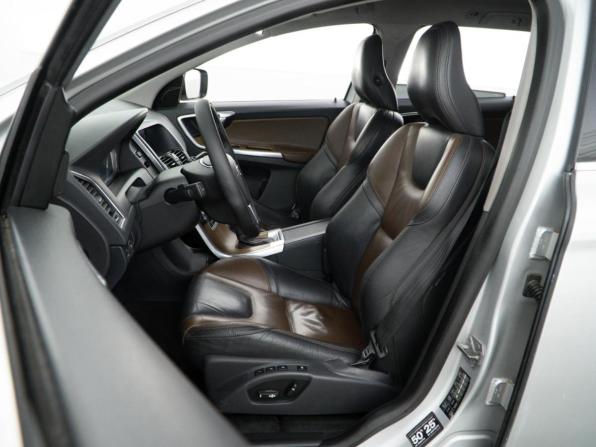 Volvo XC60 I Рестайлинг с пробегом 2013 года, цена 1 749 050 рублей, 259132 км, внедорожник, Автокод Объявления
