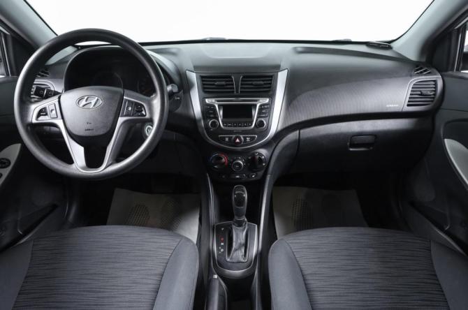 Hyundai Solaris I Рестайлинг с пробегом 2015 года, цена 1 179 000 рублей, 105000 км, хэтчбек, Автокод Объявления