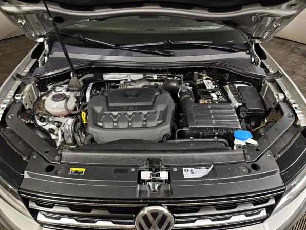 Volkswagen Tiguan II с пробегом 2019 года, цена 2 575 000 рублей, 120703 км, внедорожник, Автокод Объявления