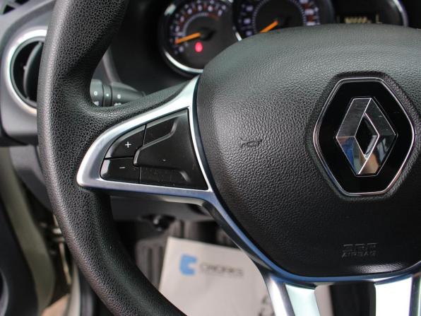 Renault Sandero II Рестайлинг с пробегом 2019 года, цена 1 214 000 рублей, 92202 км, хэтчбек, Автокод Объявления