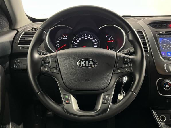 Kia Sorento II Рестайлинг с пробегом 2020 года, цена 2 215 000 рублей, 78594 км, внедорожник, Автокод Объявления