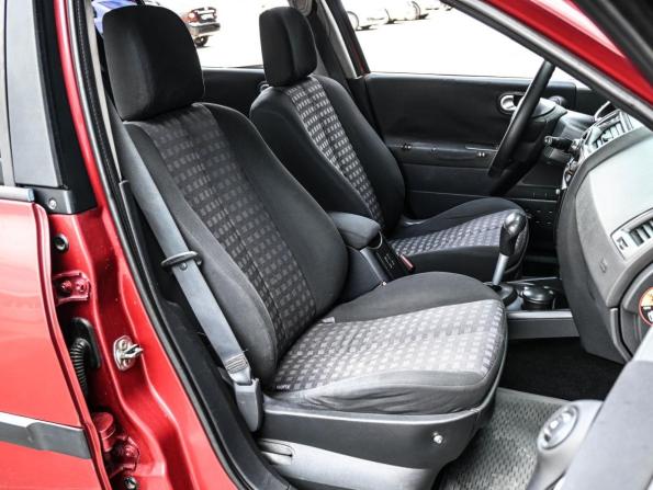 Renault Megane II Рестайлинг с пробегом 2006 года, цена 324 000 рублей, 222123 км, седан, Автокод Объявления