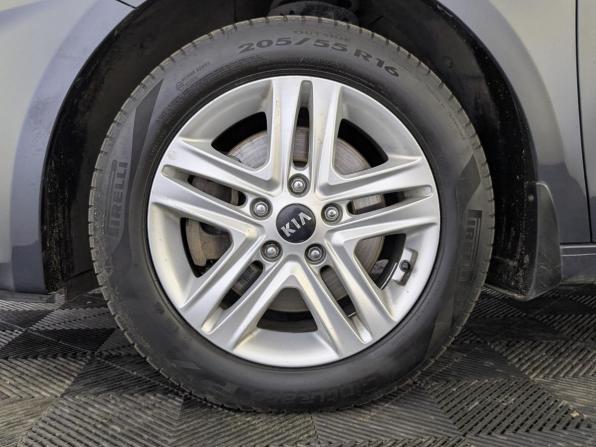 Kia Ceed III с пробегом 2021 года, цена 1 775 000 рублей, 158025 км, универсал, Автокод Объявления