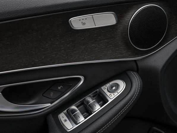 Mercedes-Benz C-Класс IV (W205) Рестайлинг с пробегом 2018 года, цена 2 949 000 рублей, 115689 км, седан, Автокод Объявления