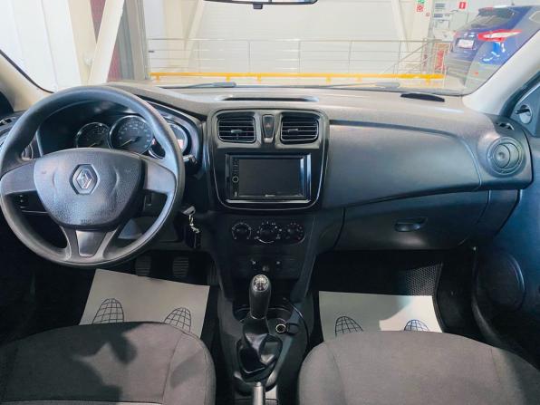 Renault Logan II с пробегом 2017 года, цена 700 000 рублей, 163000 км, седан, Автокод Объявления