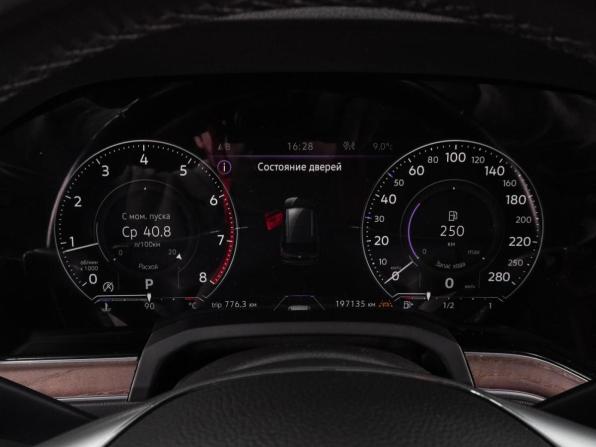 Volkswagen Touareg III с пробегом 2020 года, цена 4 779 000 рублей, 197135 км, внедорожник, Автокод Объявления