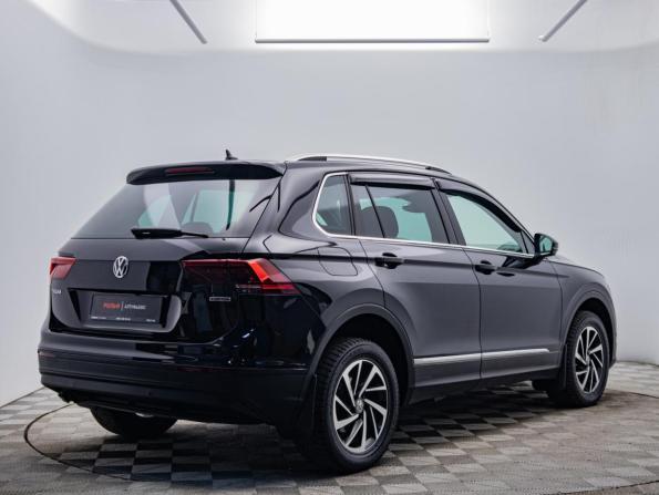 Volkswagen Tiguan II с пробегом 2018 года, цена 2 451 000 рублей, 127000 км, внедорожник, Автокод Объявления
