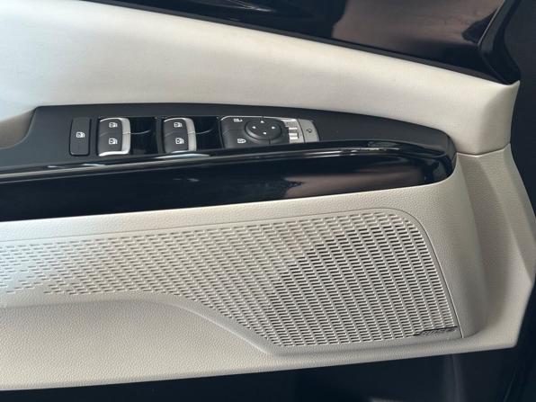 Kia Carnival IV с пробегом 2023 года, цена 4 022 000 рублей, 64537 км, минивэн, Автокод Объявления