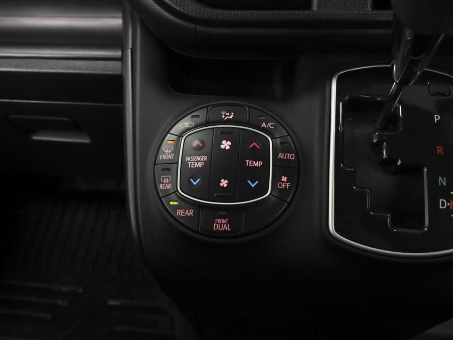 Toyota Voxy III (R80) Ставрополь  - изображение 17