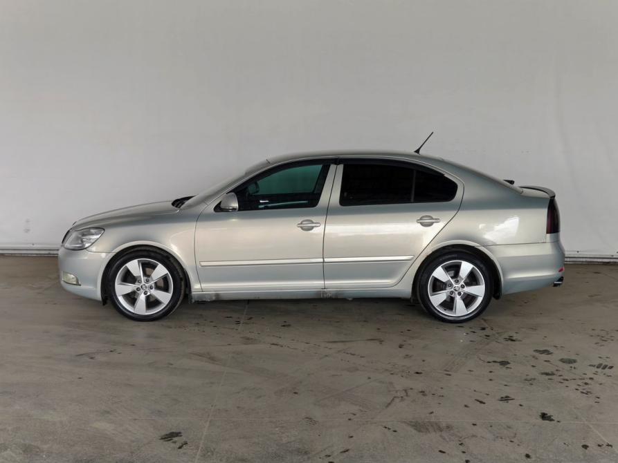 Skoda Octavia II (A5) Рестайлинг Москва  - изображение 7