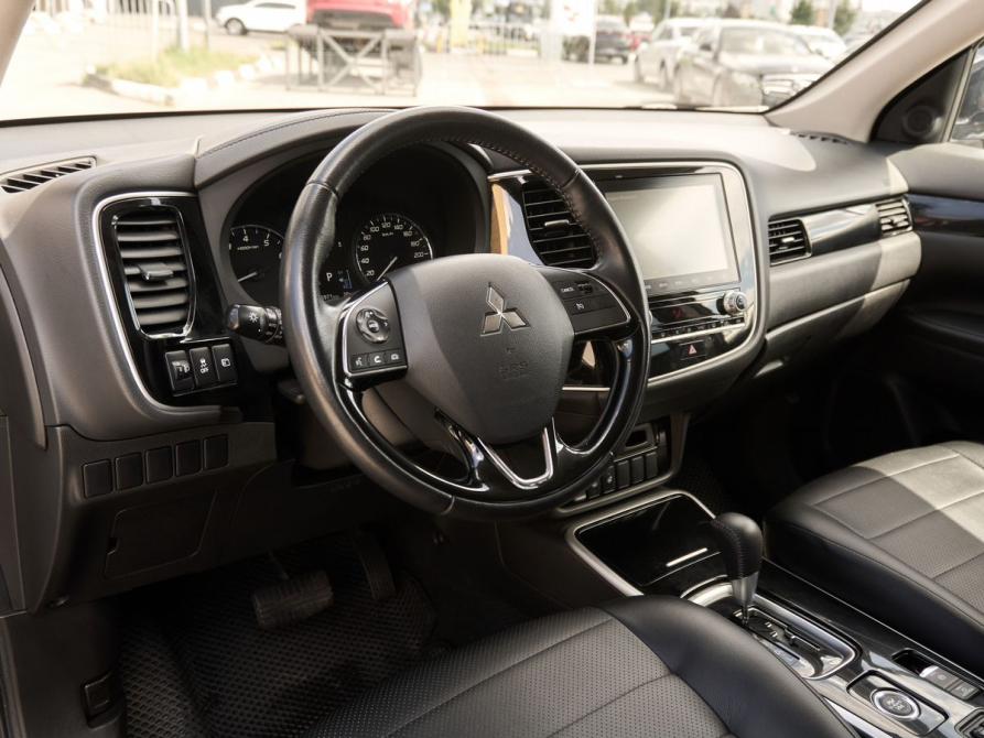 Mitsubishi Outlander III Рестайлинг 3 Казань  - изображение 5