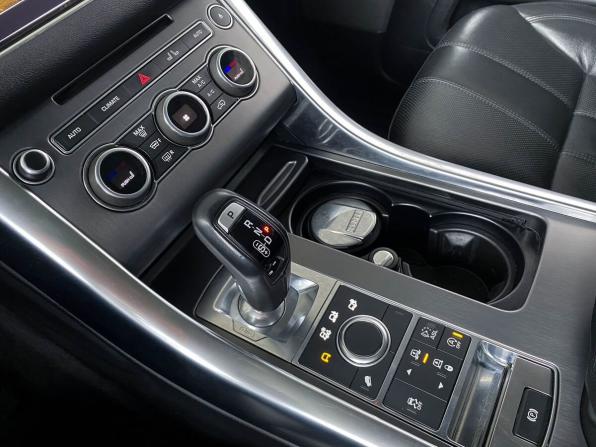 Land Rover Range Rover Sport II с пробегом 2016 года, цена 4 250 000 рублей, 132768 км, внедорожник, Автокод Объявления
