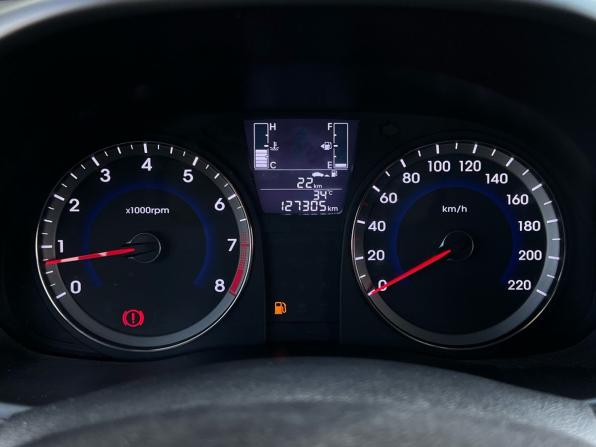 Hyundai Solaris I Рестайлинг с пробегом 2016 года, цена 1 086 000 рублей, 127304 км, седан, Автокод Объявления