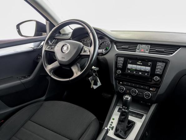 Skoda Octavia III (A7) с пробегом 2014 года, цена 1 550 000 рублей, 129432 км, лифтбек, Автокод Объявления