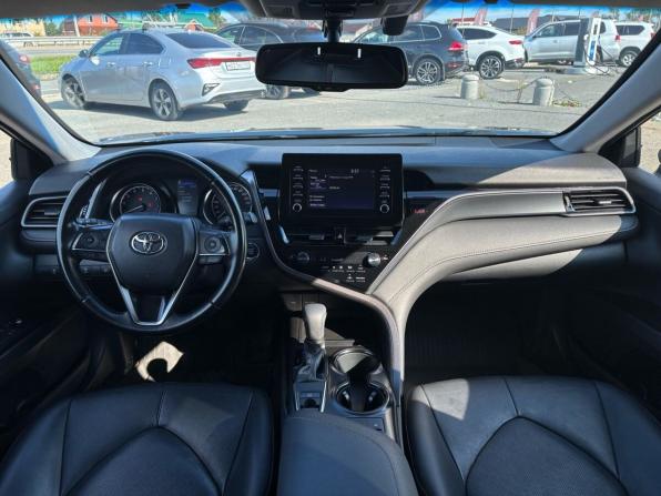 Toyota Camry VIII (XV70) Рестайлинг с пробегом 2021 года, цена 2 830 000 рублей, 142381 км, седан, Автокод Объявления