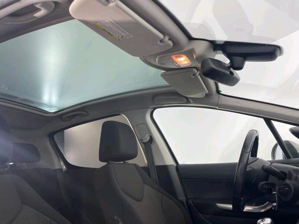 Peugeot 308 I Рестайлинг с пробегом 2013 года, цена 800 000 рублей, 98000 км, хэтчбек, Автокод Объявления