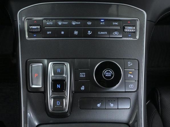 Hyundai Santa Fe IV Рестайлинг с пробегом 2022 года, цена 3 465 000 рублей, 35900 км, внедорожник, Автокод Объявления