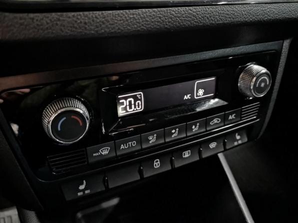 Skoda Rapid II с пробегом 2020 года, цена 1 615 000 рублей, 55616 км, лифтбек, Автокод Объявления