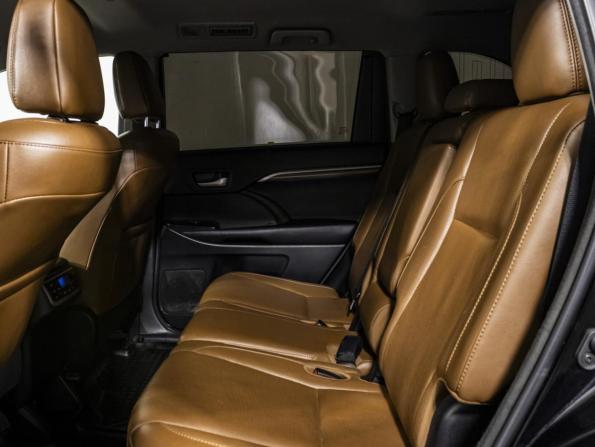 Toyota Highlander III (XU50) Рестайлинг с пробегом 2018 года, цена 3 049 000 рублей, 181296 км, внедорожник, Автокод Объявления