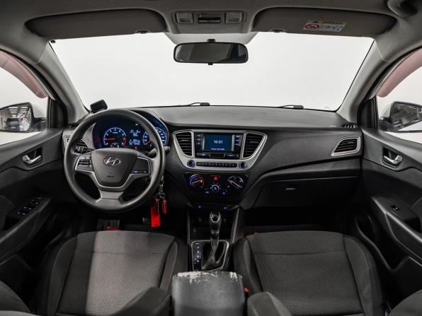 Hyundai Solaris II с пробегом 2019 года, цена 1 340 000 рублей, 172449 км, седан, Автокод Объявления