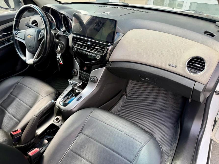 Chevrolet Cruze I Рестайлинг Оренбург  - изображение 13