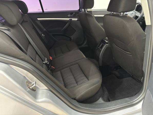 Skoda Octavia II (A5) Рестайлинг с пробегом 2011 года, цена 745 000 рублей, 255197 км, лифтбек, Автокод Объявления