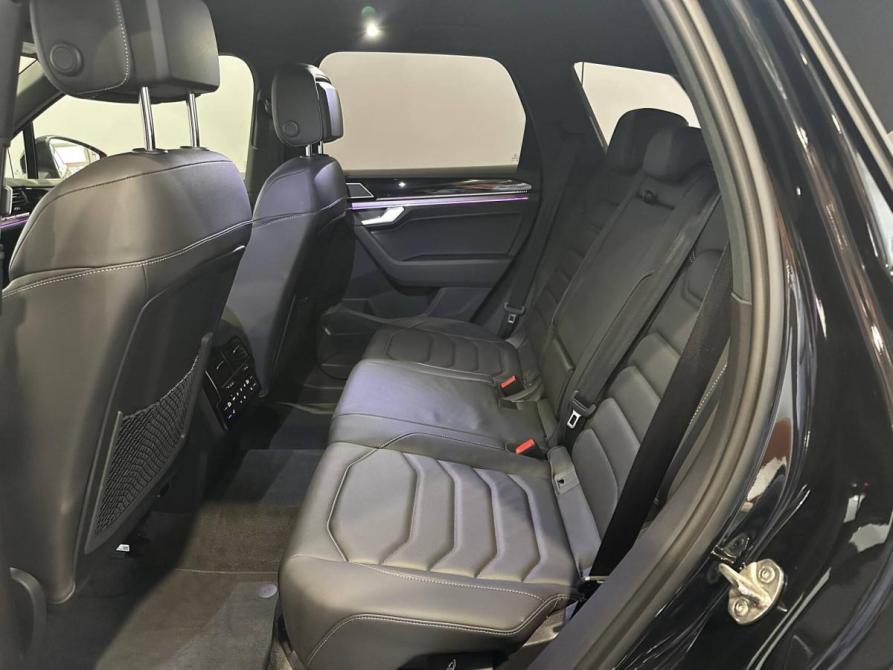 Volkswagen Touareg III Рестайлинг Санкт-Петербург  - изображение 18