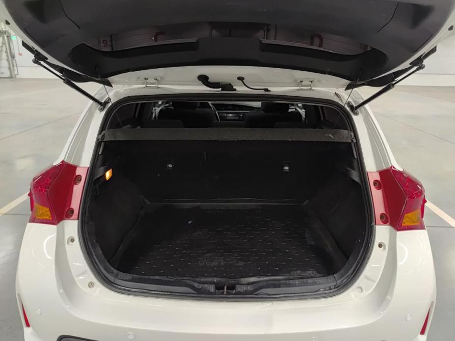Toyota Auris II Казань  - изображение 12
