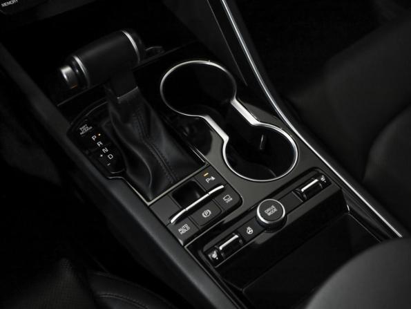 Kia K5 III с пробегом 2021 года, цена 2 550 000 рублей, 52866 км, седан, Автокод Объявления