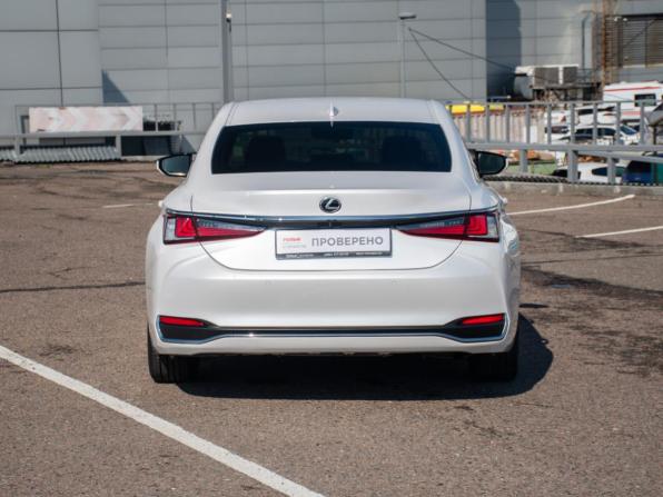 Lexus ES VII с пробегом 2018 года, цена 3 178 000 рублей, 111000 км, седан, Автокод Объявления