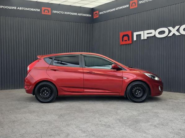 Hyundai Solaris I с пробегом 2012 года, цена 747 000 рублей, 176371 км, хэтчбек, Автокод Объявления