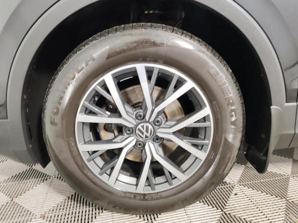 Volkswagen Tiguan II Рестайлинг с пробегом 2021 года, цена 2 175 000 рублей, 163879 км, внедорожник, Автокод Объявления