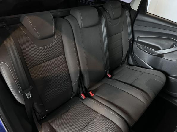 Ford Kuga II с пробегом 2014 года, цена 1 350 000 рублей, 196469 км, внедорожник, Автокод Объявления