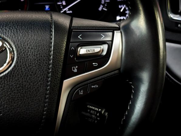 Toyota Land Cruiser 200 Series Рестайлинг 2 с пробегом 2016 года, цена 5 800 000 рублей, 153155 км, внедорожник, Автокод Объявления