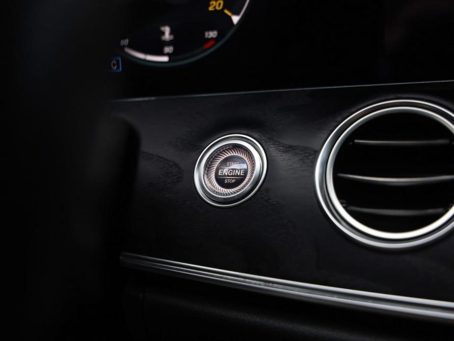 Mercedes-Benz E-Класс V (W213 S213 C238) Рестайлинг Санкт-Петербург  - изображение 24