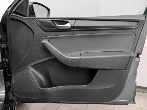 Volkswagen Polo VI с пробегом 2021 года, цена 1 290 000 рублей, 138707 км, лифтбек, Автокод Объявления